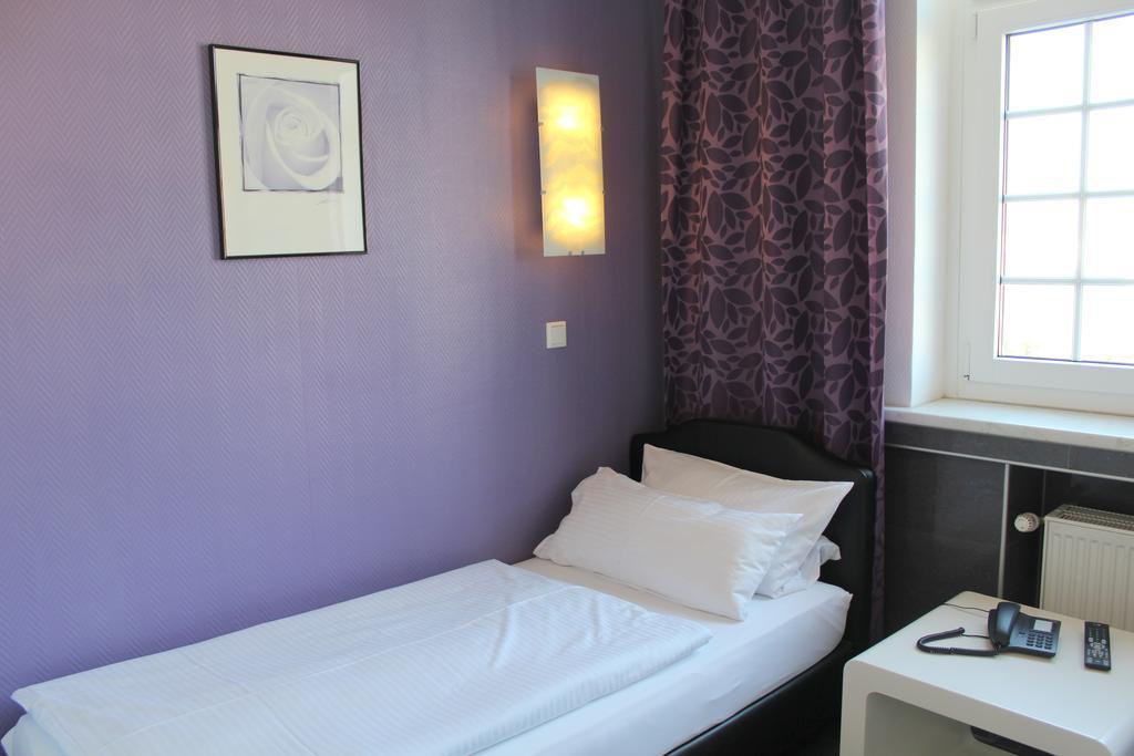 Hotel Heidelberger Hof 뒤셀도르프 외부 사진