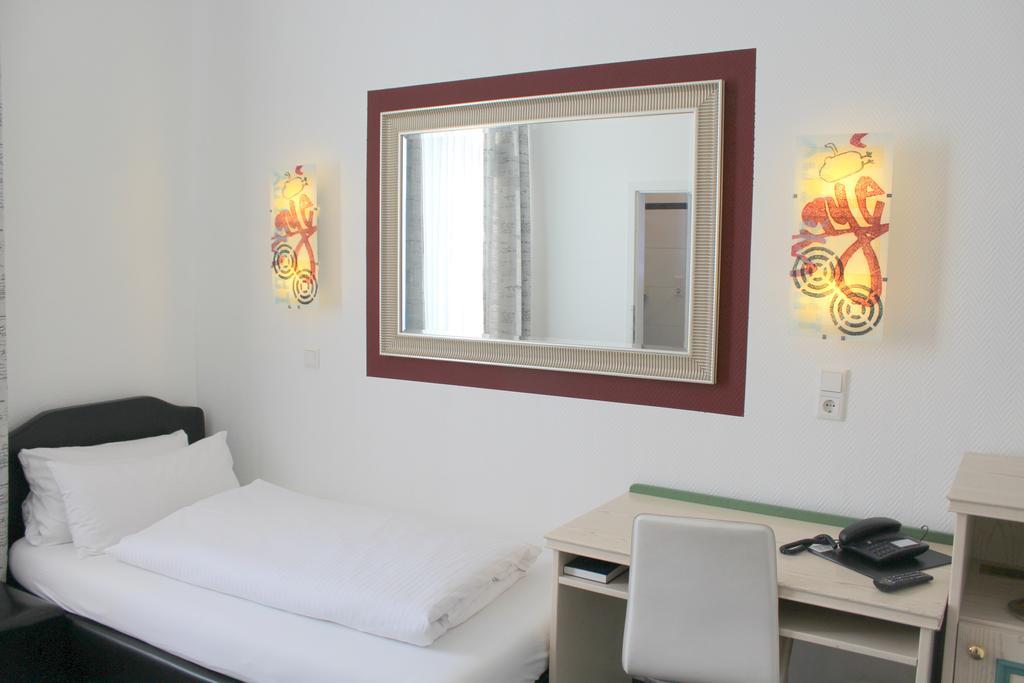 Hotel Heidelberger Hof 뒤셀도르프 외부 사진