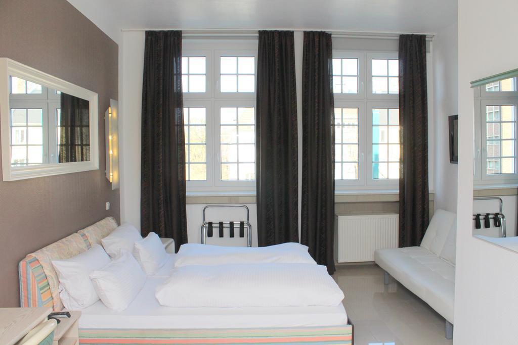 Hotel Heidelberger Hof 뒤셀도르프 외부 사진