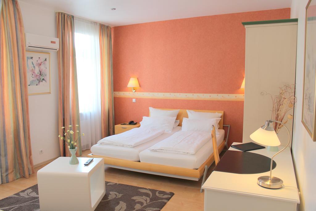 Hotel Heidelberger Hof 뒤셀도르프 외부 사진